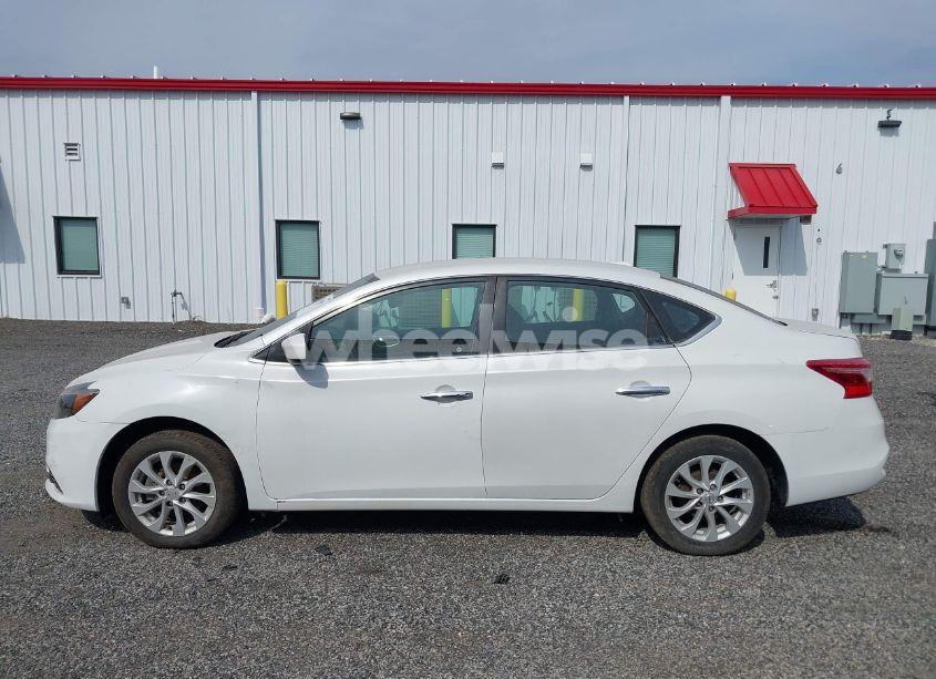 Photo 14 of 2019 Nissan Sentra SV (VIN 3N1AB7AP7KY261205)