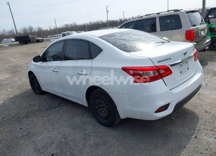 Photo 3 of 2019 Nissan Sentra S (VIN 3N1AB7AP7KY266145)