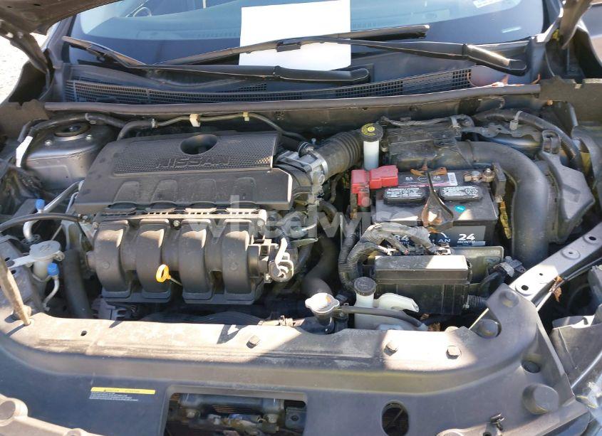 Photo 10 of 2019 Nissan Sentra SV (VIN 3N1AB7AP7KY267828)