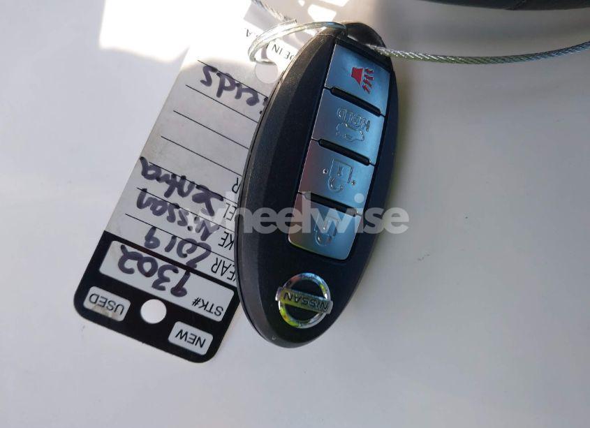 Photo 11 of 2019 Nissan Sentra SV (VIN 3N1AB7AP7KY267828)