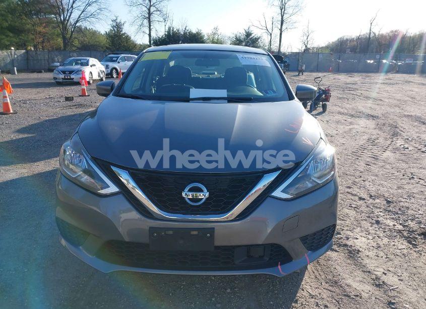 Photo 13 of 2019 Nissan Sentra SV (VIN 3N1AB7AP7KY267828)