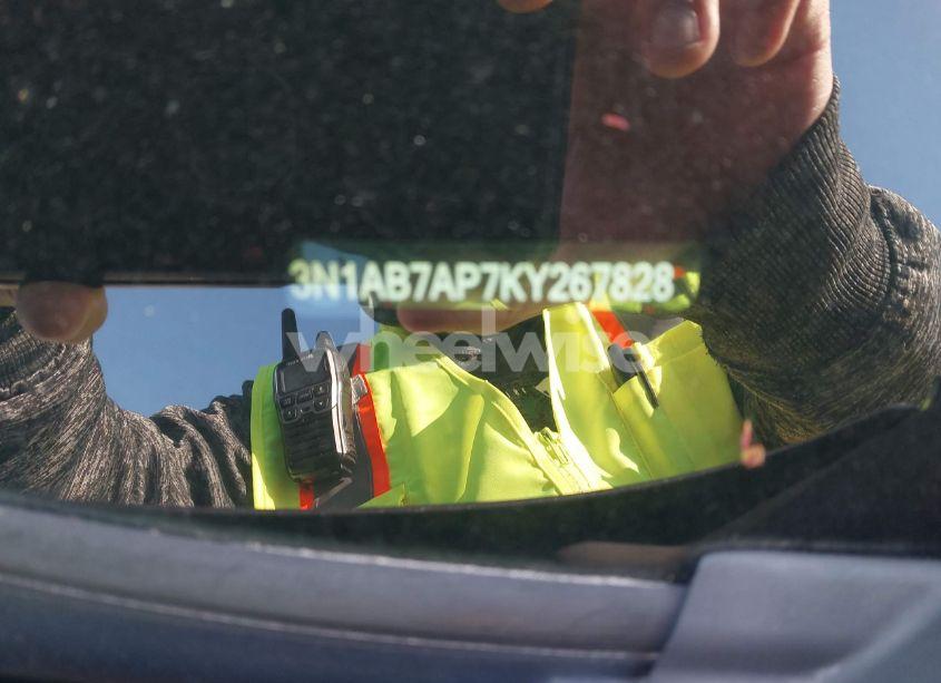 Photo 9 of 2019 Nissan Sentra SV (VIN 3N1AB7AP7KY267828)