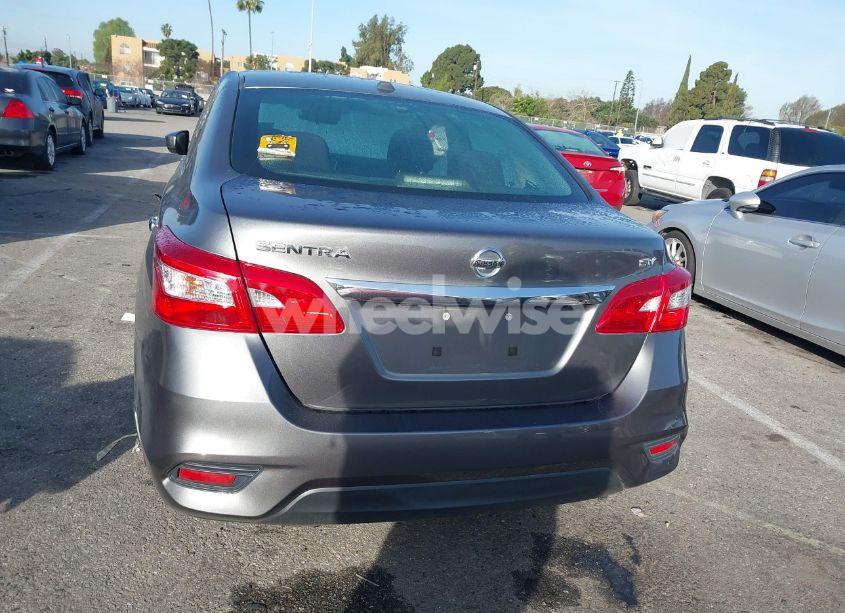 Photo 16 of 2019 Nissan Sentra SV (VIN 3N1AB7AP7KY269305)
