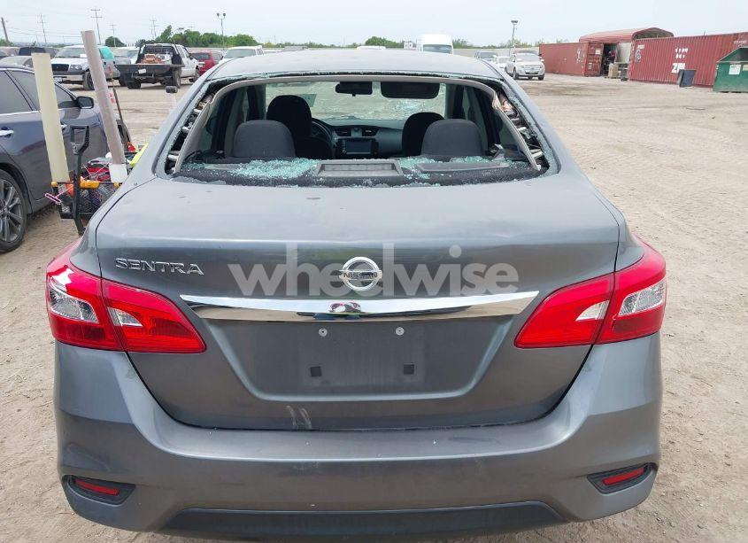 Photo 15 of 2019 Nissan Sentra S (VIN 3N1AB7AP7KY270910)