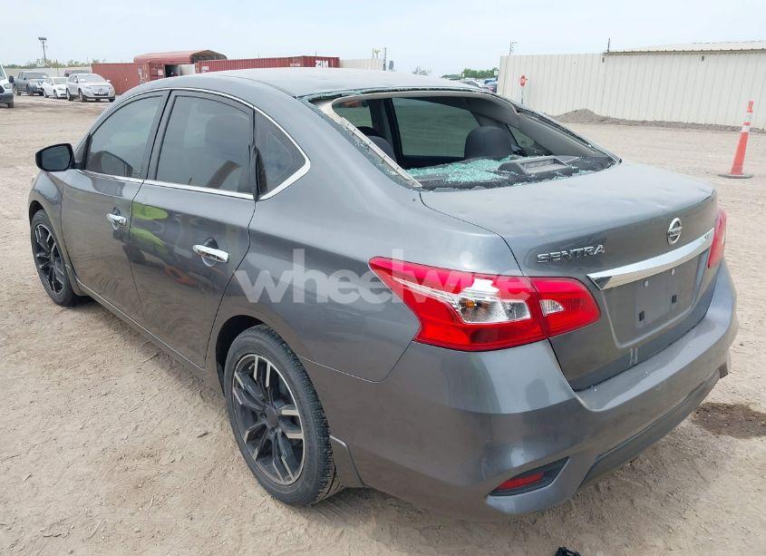 Photo 3 of 2019 Nissan Sentra S (VIN 3N1AB7AP7KY270910)