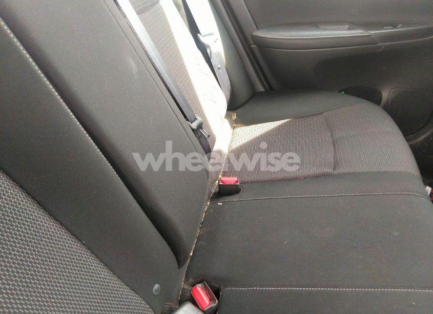 Photo 8 of 2019 Nissan Sentra S (VIN 3N1AB7AP7KY276304)