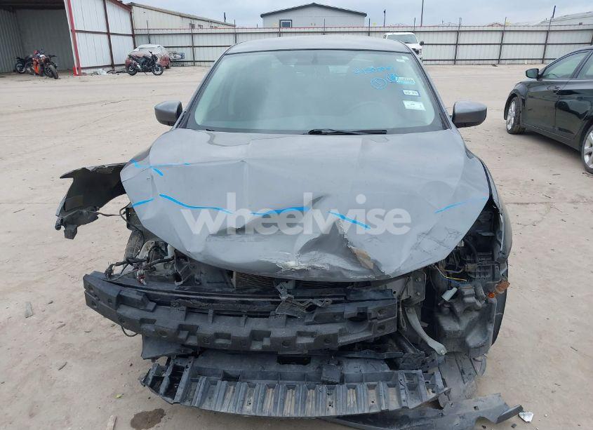 Photo 13 of 2019 Nissan Sentra SV (VIN 3N1AB7AP7KY277386)