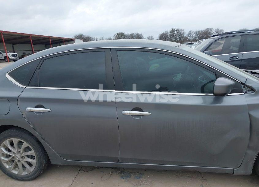 Photo 14 of 2019 Nissan Sentra SV (VIN 3N1AB7AP7KY277386)