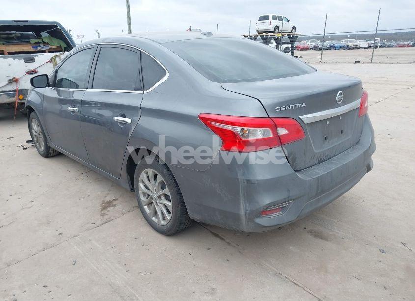 Photo 3 of 2019 Nissan Sentra SV (VIN 3N1AB7AP7KY277386)