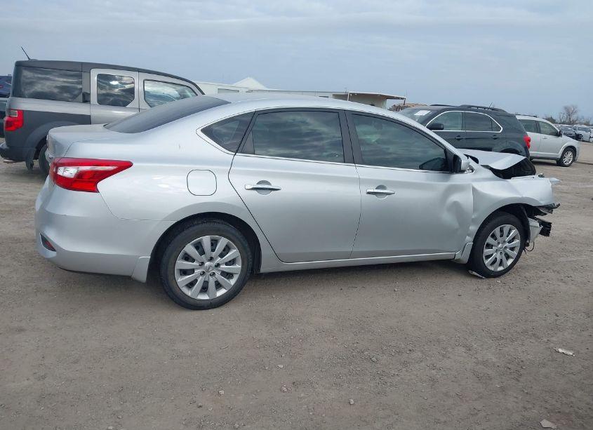 Photo 13 of 2019 Nissan Sentra S (VIN 3N1AB7AP7KY279283)