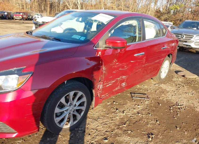 Photo 6 of 2019 Nissan Sentra SV (VIN 3N1AB7AP7KY289862)