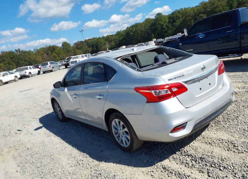 Photo 3 of 2019 Nissan Sentra SV (VIN 3N1AB7AP7KY294723)