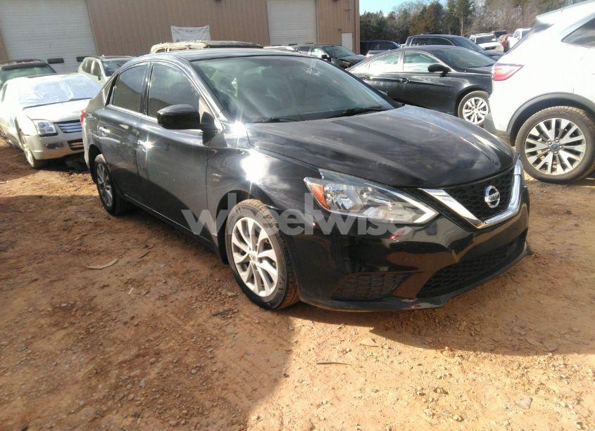 2019 Nissan Sentra SV (VIN 3N1AB7AP7KY295726) main photo