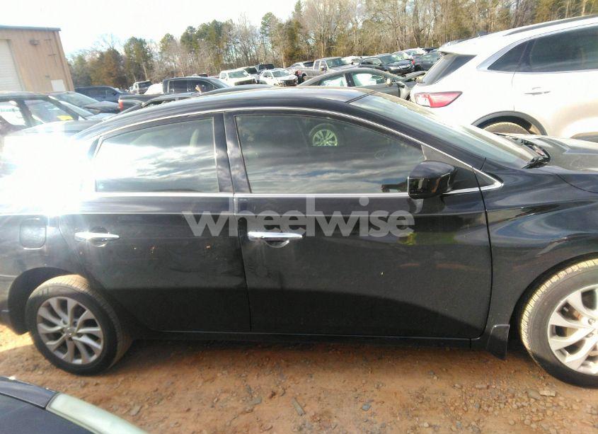 Photo 13 of 2019 Nissan Sentra SV (VIN 3N1AB7AP7KY295726)