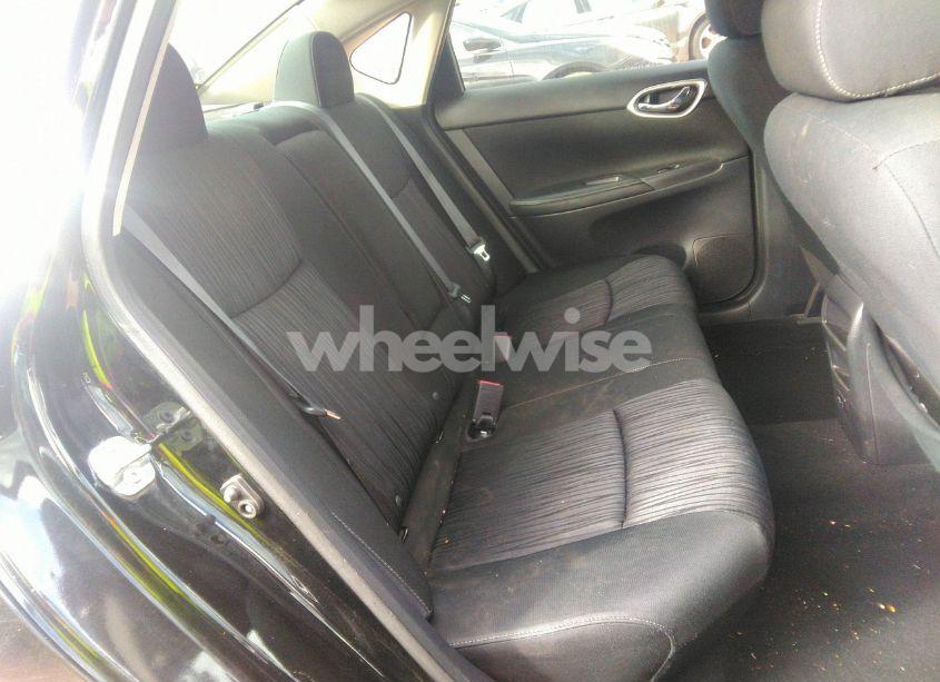 Photo 8 of 2019 Nissan Sentra SV (VIN 3N1AB7AP7KY295726)