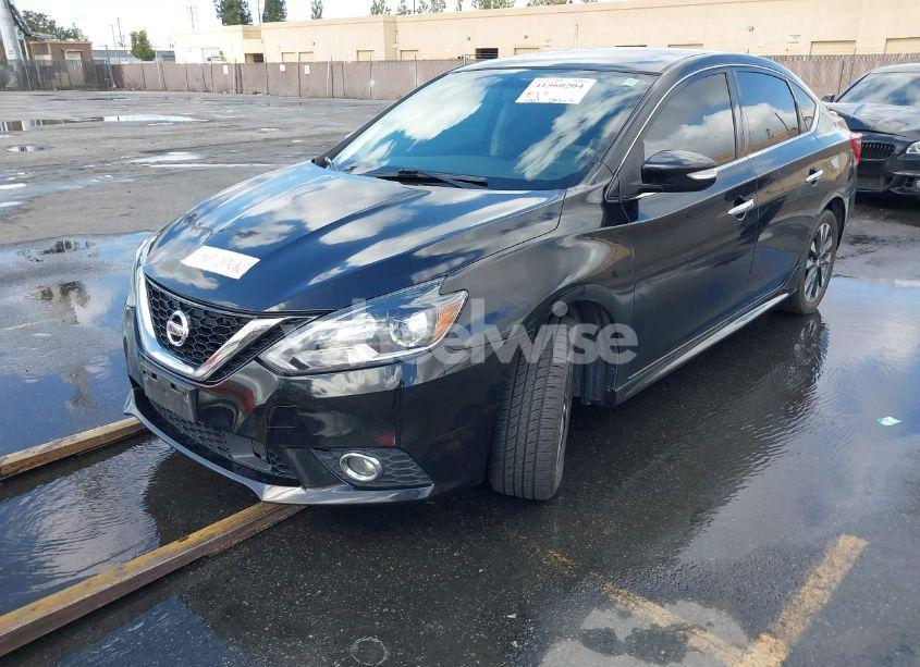 Photo 2 of 2019 Nissan Sentra SR (VIN 3N1AB7AP7KY296827)