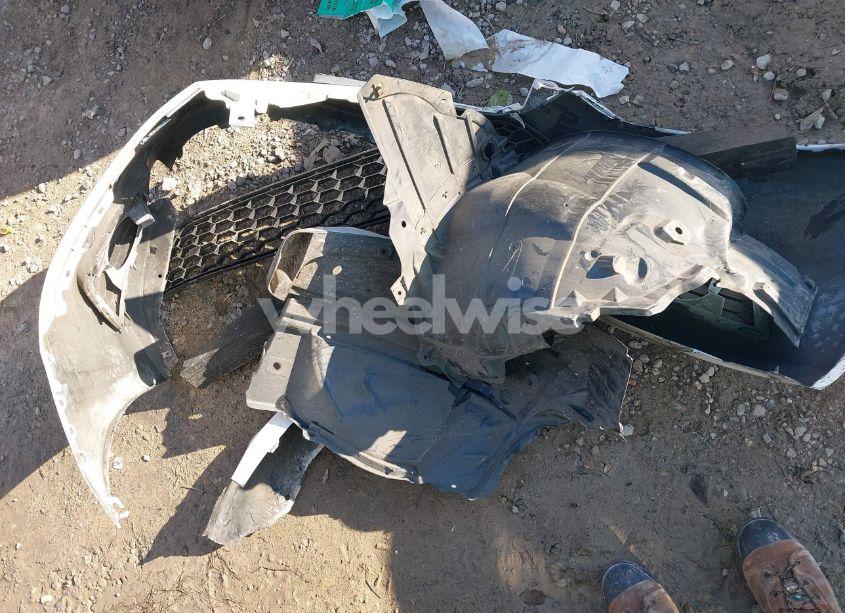 Photo 12 of 2019 Nissan Sentra S (VIN 3N1AB7AP7KY305977)