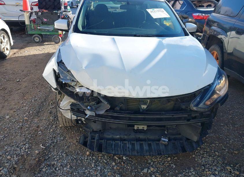 Photo 6 of 2019 Nissan Sentra S (VIN 3N1AB7AP7KY305977)