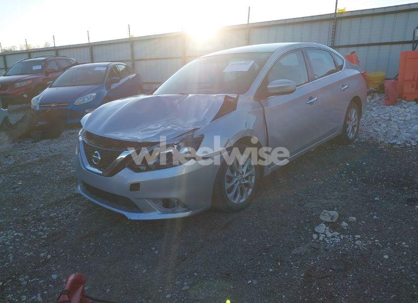 Photo 2 of 2019 Nissan Sentra SV (VIN 3N1AB7AP7KY320849)