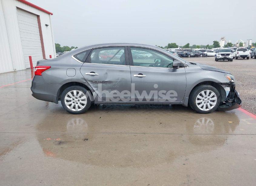 Photo 13 of 2019 Nissan Sentra S (VIN 3N1AB7AP7KY325789)