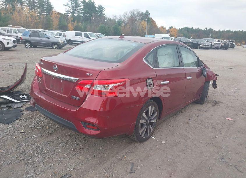 Photo 4 of 2019 Nissan Sentra SV (VIN 3N1AB7AP7KY329518)