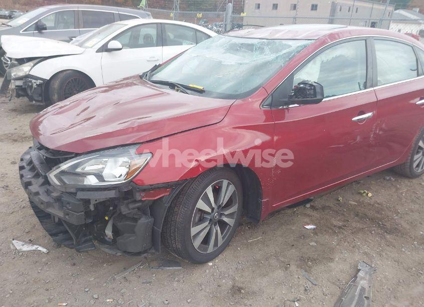 Photo 6 of 2019 Nissan Sentra SV (VIN 3N1AB7AP7KY329518)