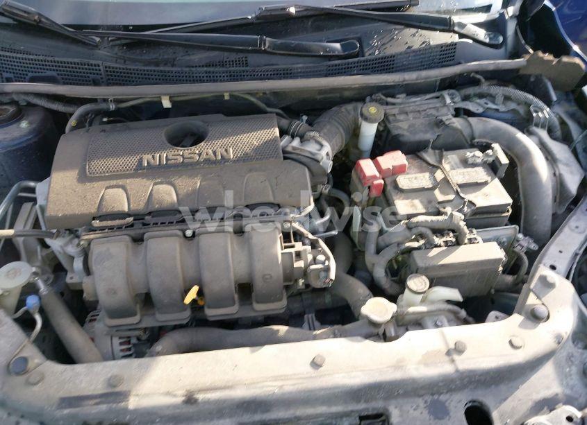 Photo 10 of 2019 Nissan Sentra SR (VIN 3N1AB7AP7KY331737)