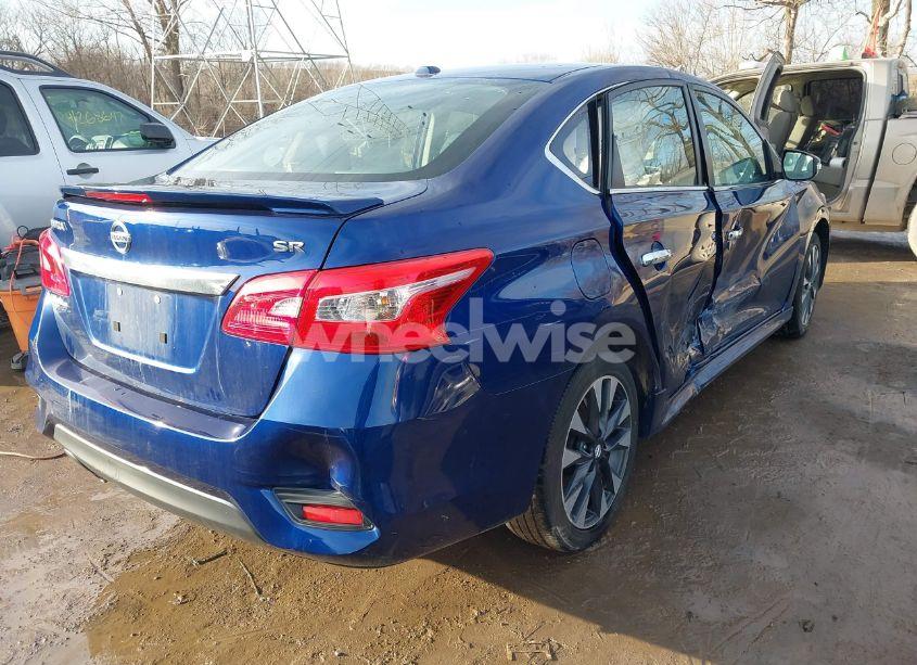 Photo 4 of 2019 Nissan Sentra SR (VIN 3N1AB7AP7KY331737)