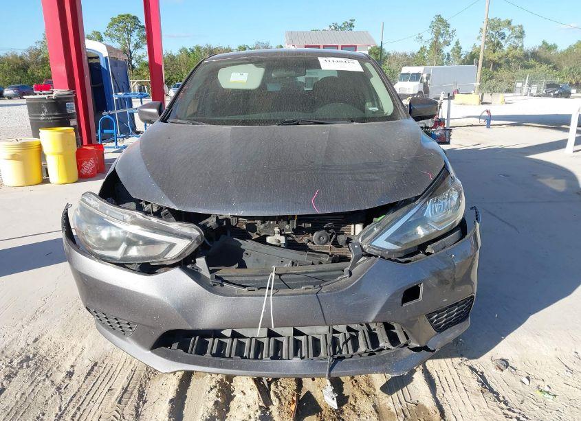 Photo 13 of 2019 Nissan Sentra SV (VIN 3N1AB7AP7KY338459)