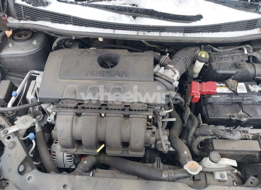 Photo 10 of 2019 Nissan Sentra SV (VIN 3N1AB7AP7KY344875)