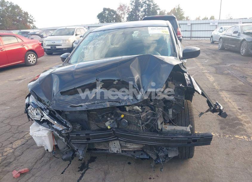 Photo 12 of 2019 Nissan Sentra S (VIN 3N1AB7AP7KY352927)