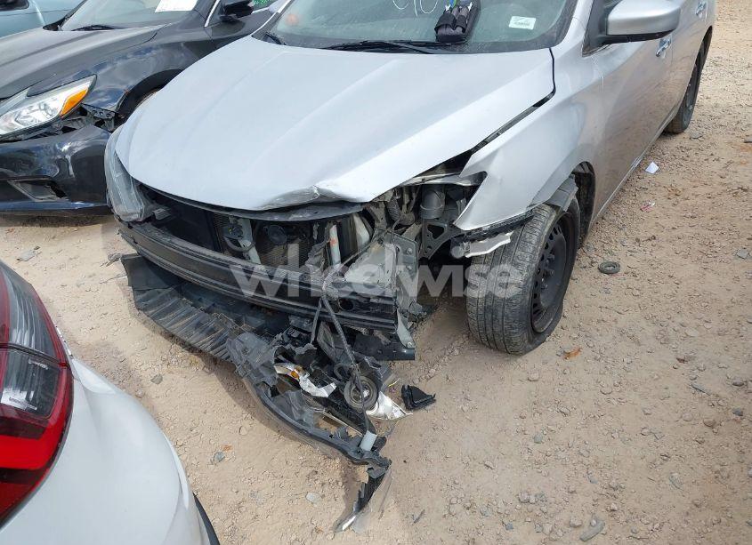 Photo 6 of 2019 Nissan Sentra S (VIN 3N1AB7AP7KY358212)