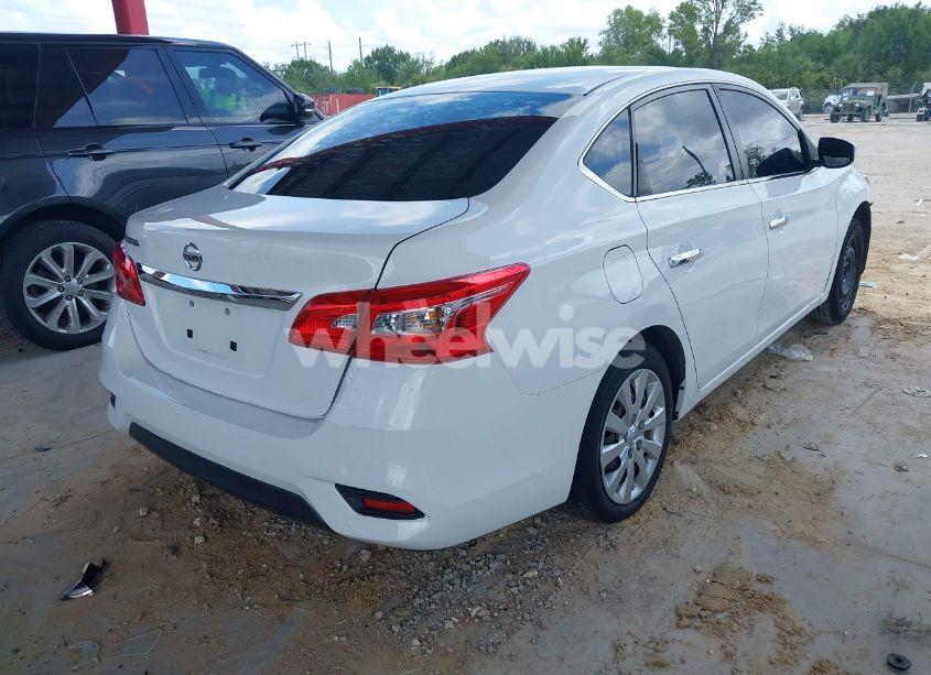 Photo 4 of 2019 Nissan Sentra S (VIN 3N1AB7AP7KY365189)