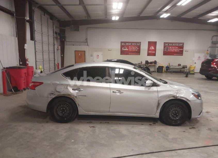 Photo 14 of 2019 Nissan Sentra S (VIN 3N1AB7AP7KY371607)