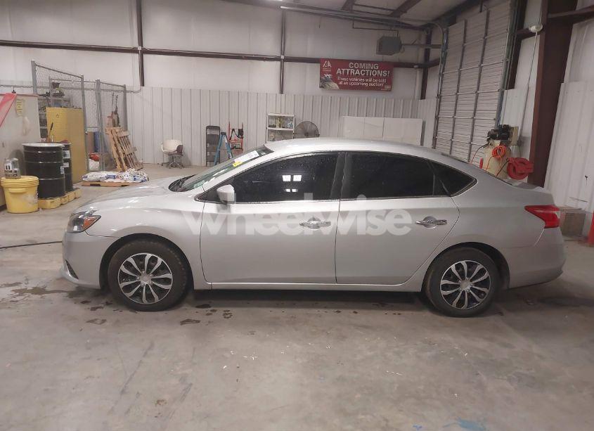 Photo 15 of 2019 Nissan Sentra S (VIN 3N1AB7AP7KY371607)