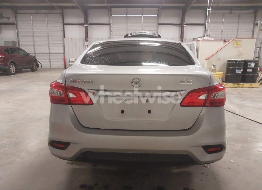 Photo 17 of 2019 Nissan Sentra S (VIN 3N1AB7AP7KY371607)