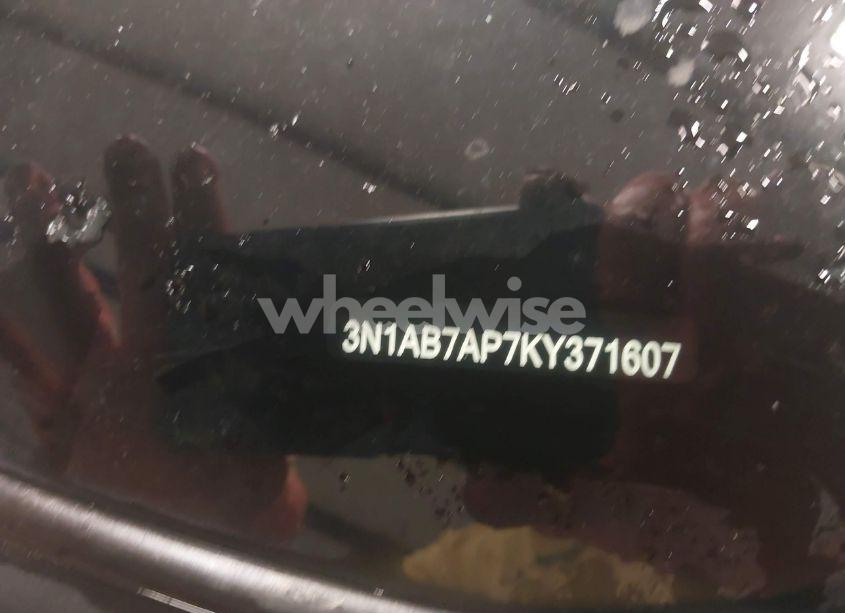 Photo 9 of 2019 Nissan Sentra S (VIN 3N1AB7AP7KY371607)