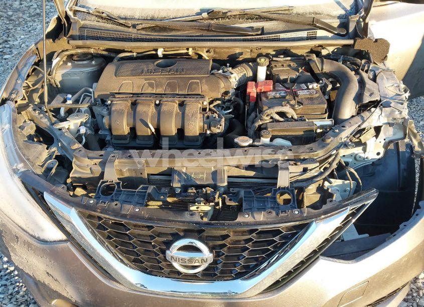 Photo 10 of 2019 Nissan Sentra SV (VIN 3N1AB7AP7KY374586)