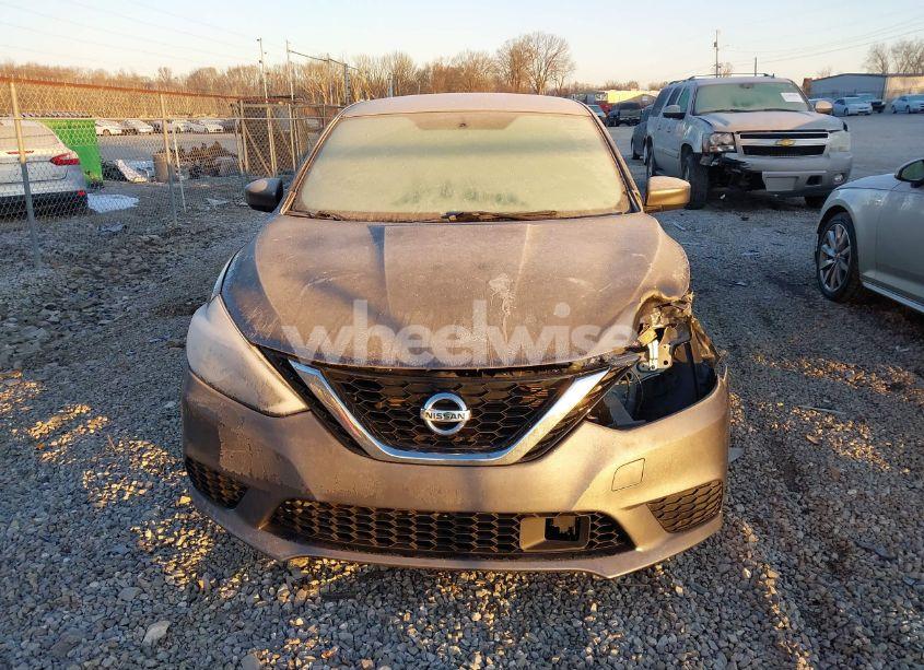 Photo 12 of 2019 Nissan Sentra SV (VIN 3N1AB7AP7KY374586)