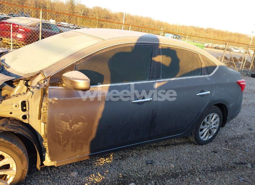 Photo 14 of 2019 Nissan Sentra SV (VIN 3N1AB7AP7KY374586)