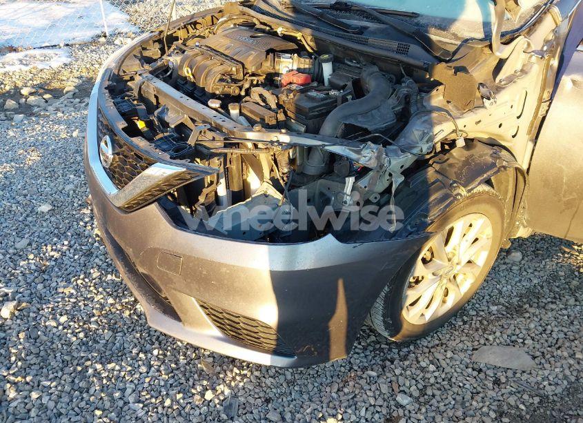 Photo 6 of 2019 Nissan Sentra SV (VIN 3N1AB7AP7KY374586)