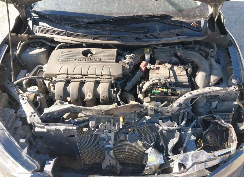 Photo 10 of 2019 Nissan Sentra SV (VIN 3N1AB7AP7KY388780)