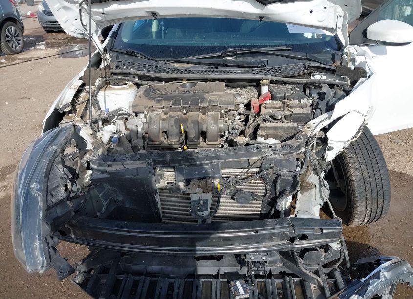 Photo 10 of 2019 Nissan Sentra S/SL/SR/SV (VIN 3N1AB7AP7KY391114)