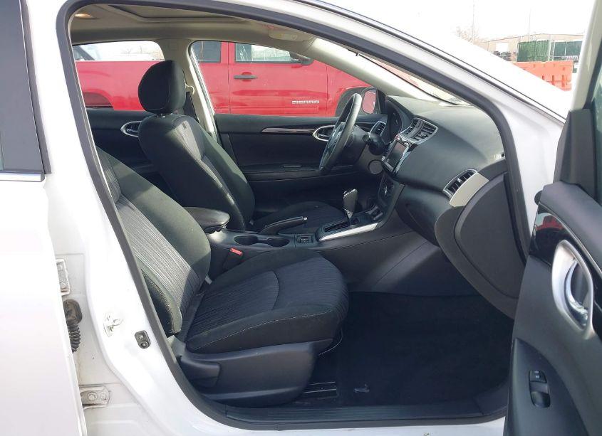 Photo 5 of 2019 Nissan Sentra S/SL/SR/SV (VIN 3N1AB7AP7KY391114)