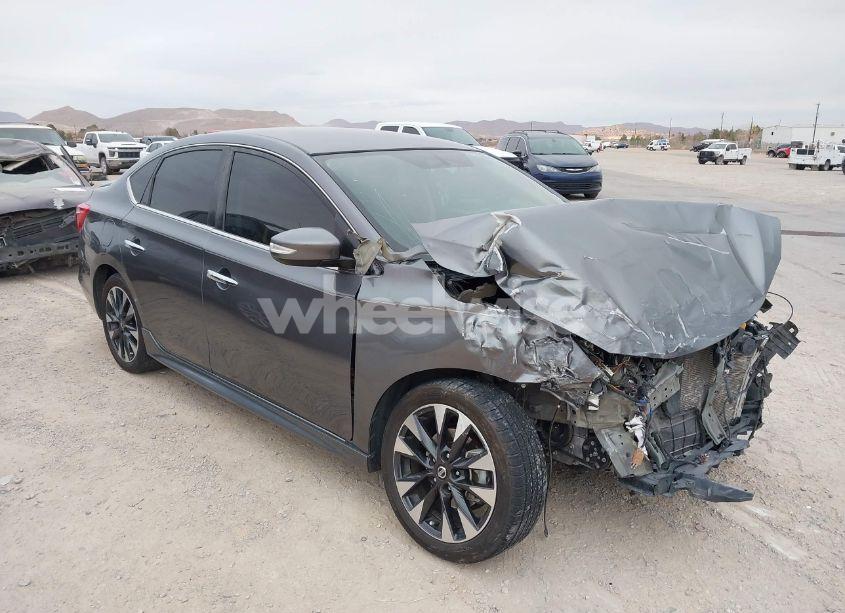 2019 Nissan Sentra SR (VIN 3N1AB7AP7KY396877) main photo