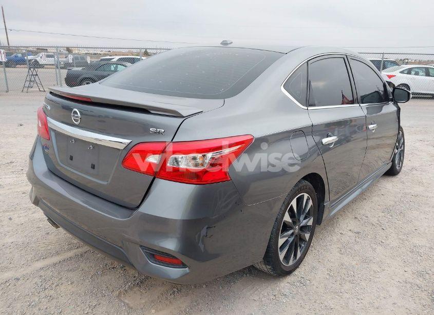 Photo 4 of 2019 Nissan Sentra SR (VIN 3N1AB7AP7KY396877)