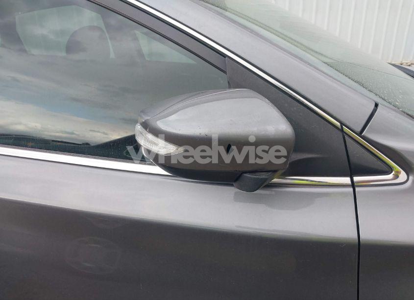 Photo 19 of 2019 Nissan Sentra SR (VIN 3N1AB7AP7KY415959)