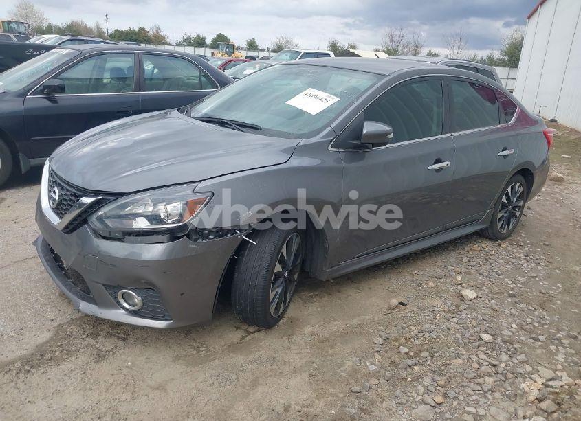 Photo 2 of 2019 Nissan Sentra SR (VIN 3N1AB7AP7KY415959)