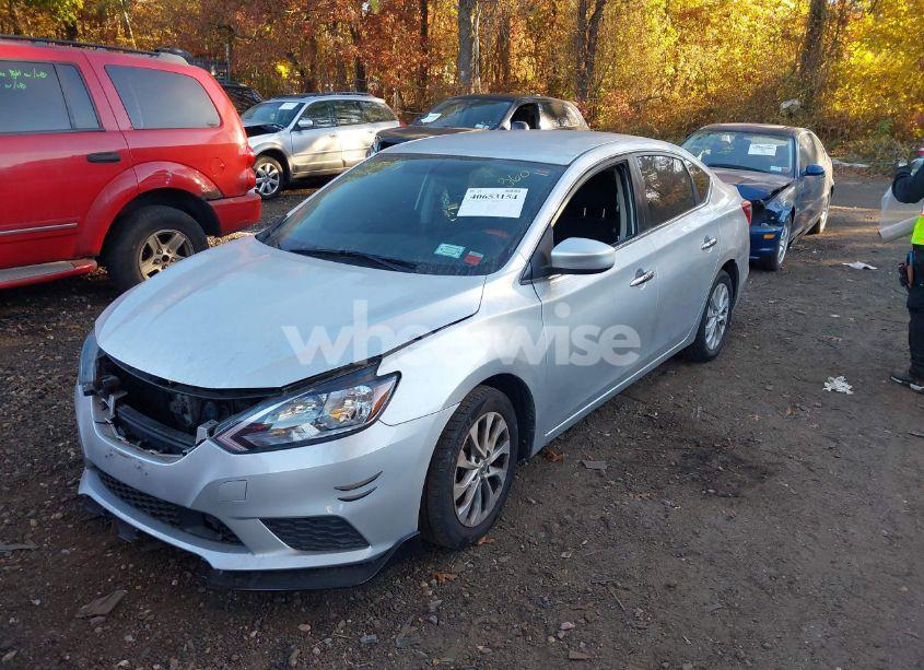 Photo 2 of 2019 Nissan Sentra SV (VIN 3N1AB7AP7KY434155)
