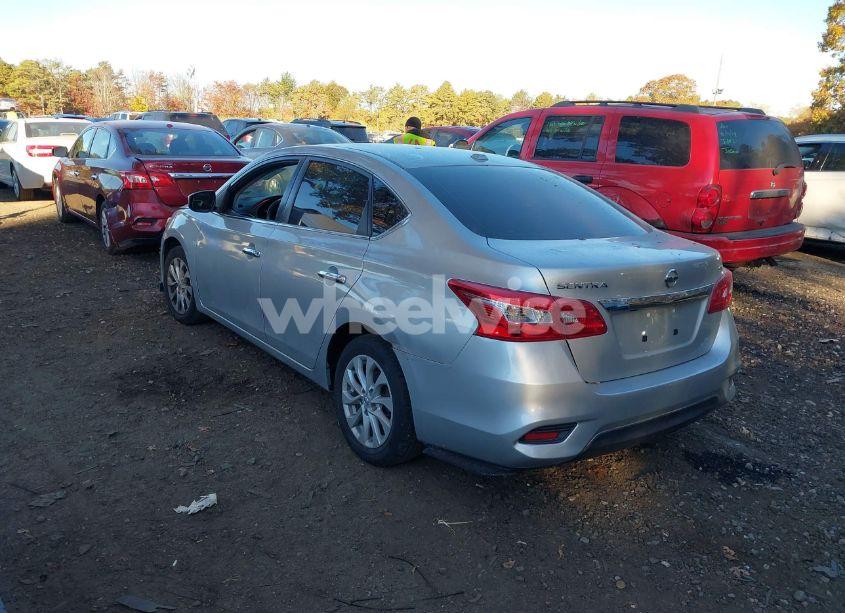 Photo 3 of 2019 Nissan Sentra SV (VIN 3N1AB7AP7KY434155)